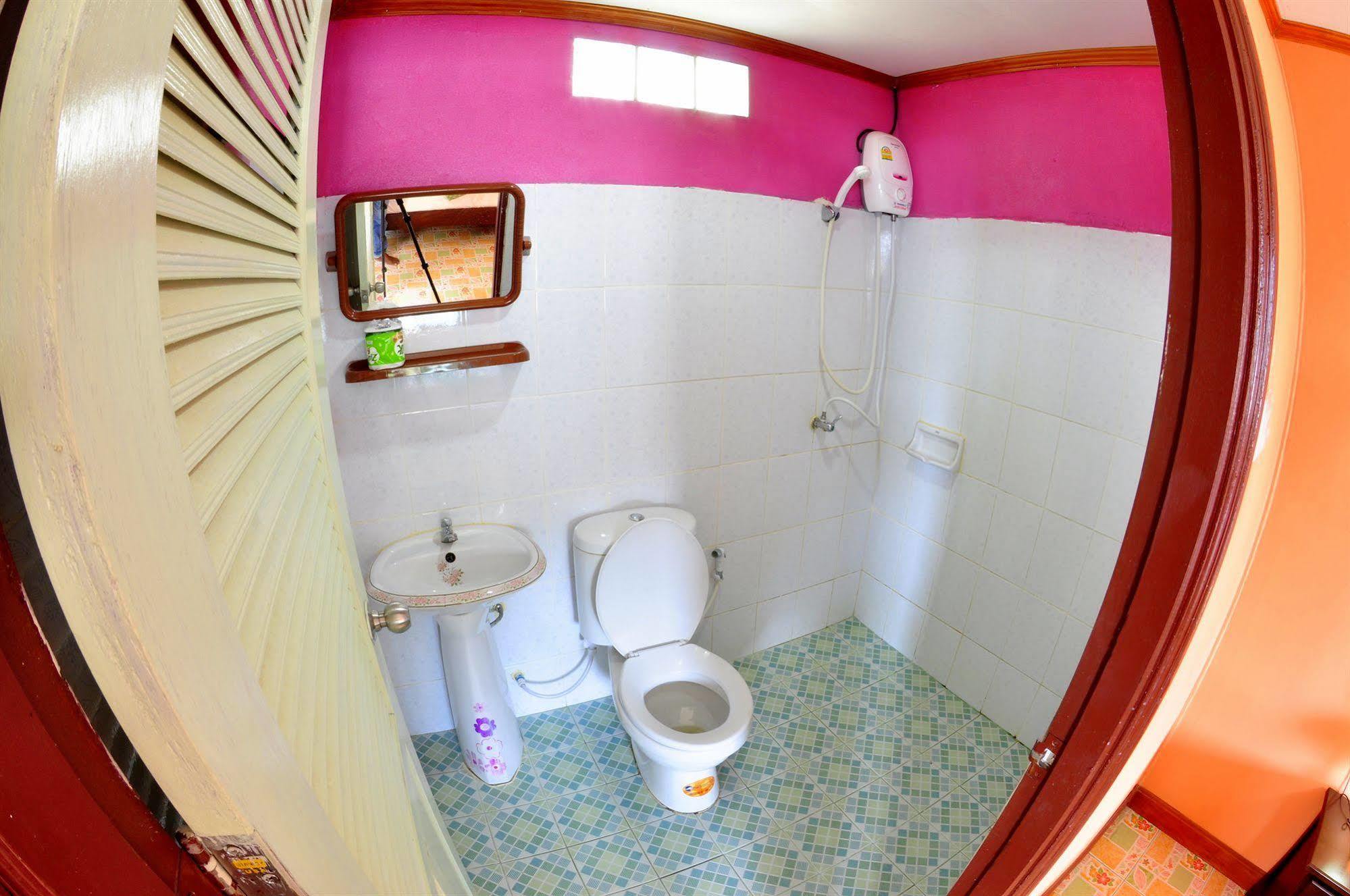Phi Phi Sand Sea House Extérieur photo