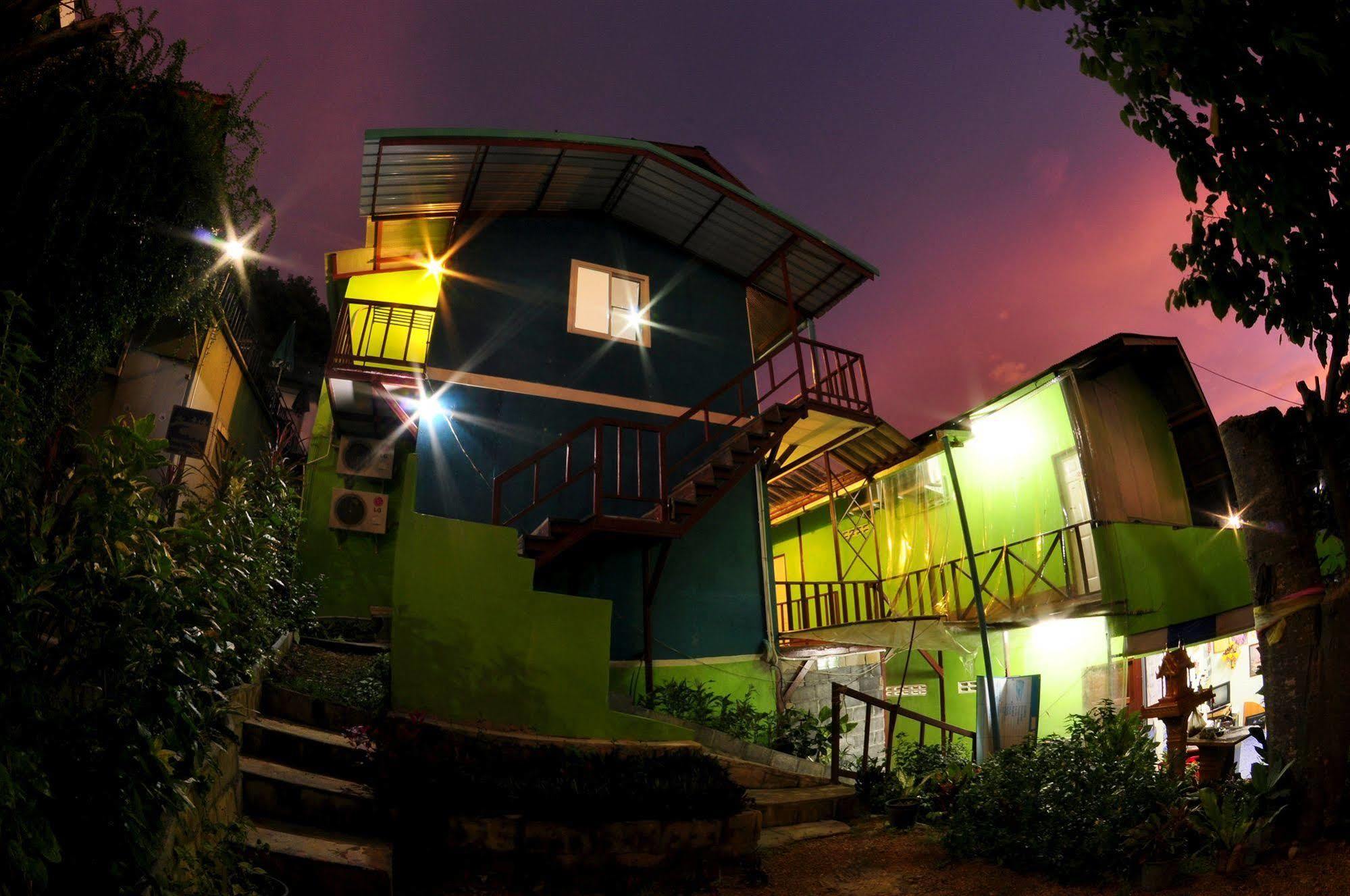 Phi Phi Sand Sea House Extérieur photo
